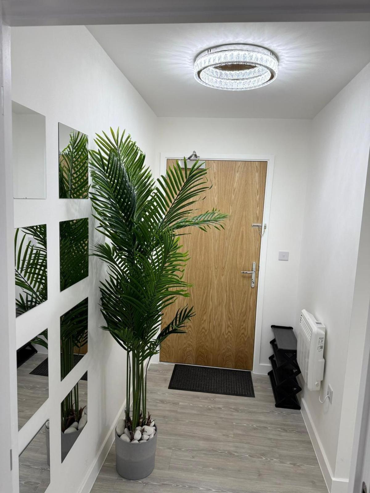 Serenity Waterfront 2 Bed Apartment Northfleet Exterior foto