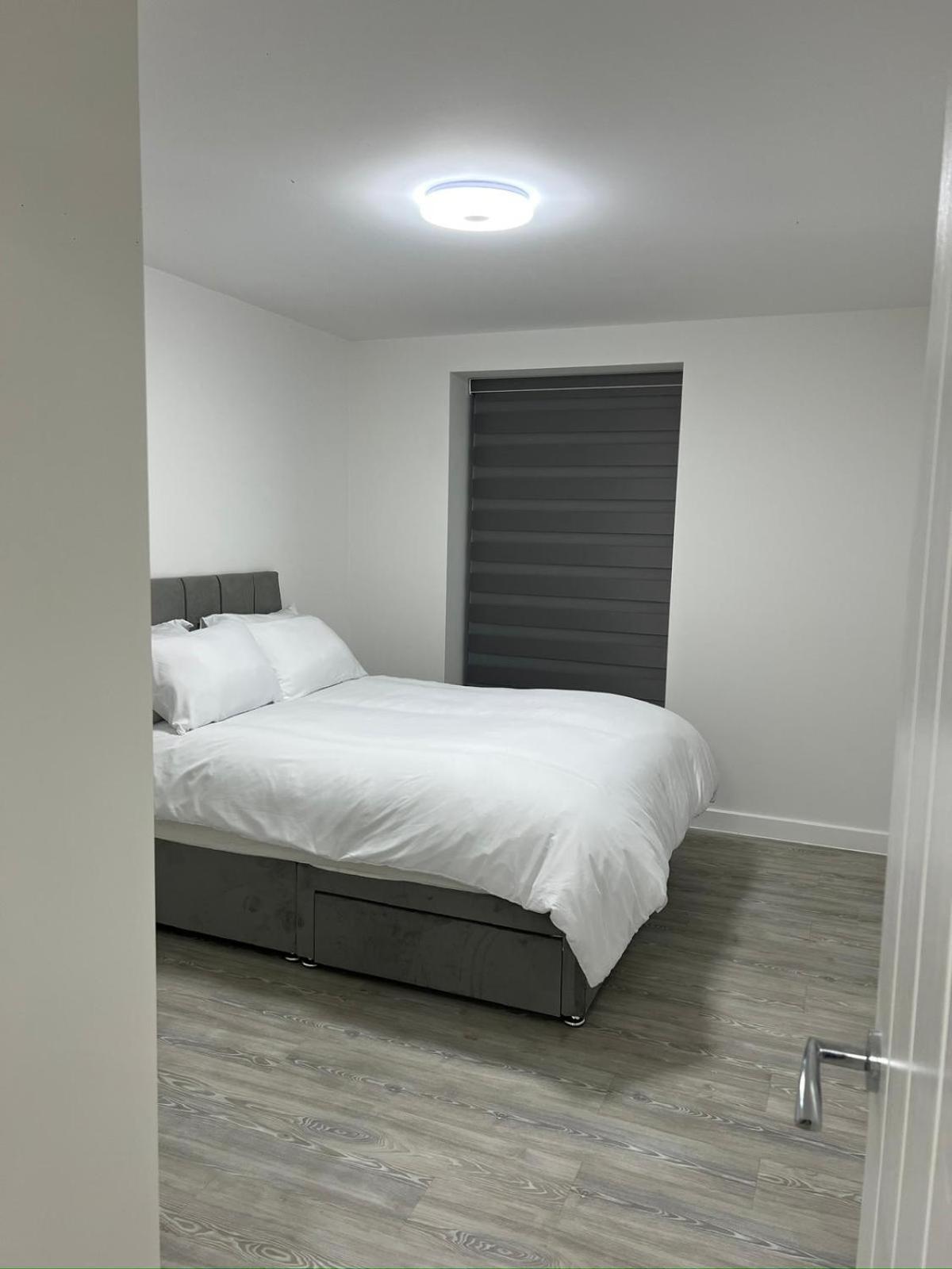 Serenity Waterfront 2 Bed Apartment Northfleet Exterior foto