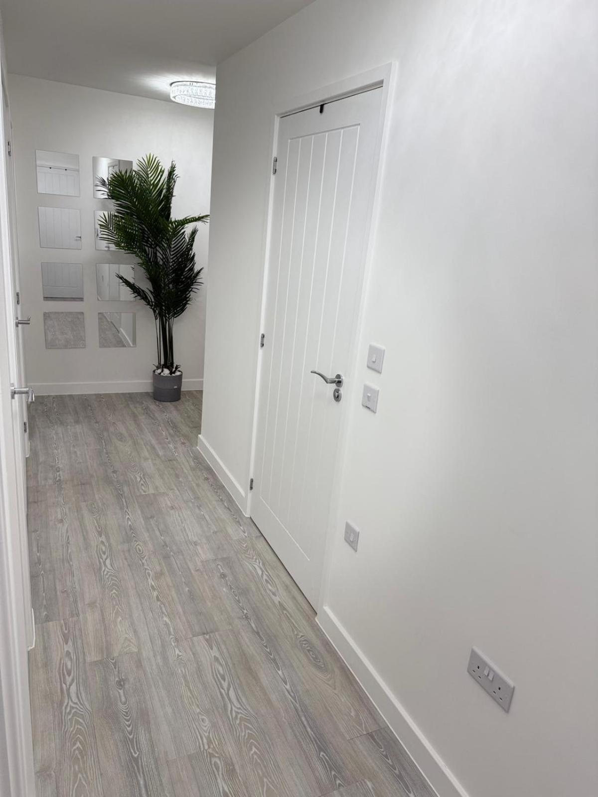 Serenity Waterfront 2 Bed Apartment Northfleet Exterior foto