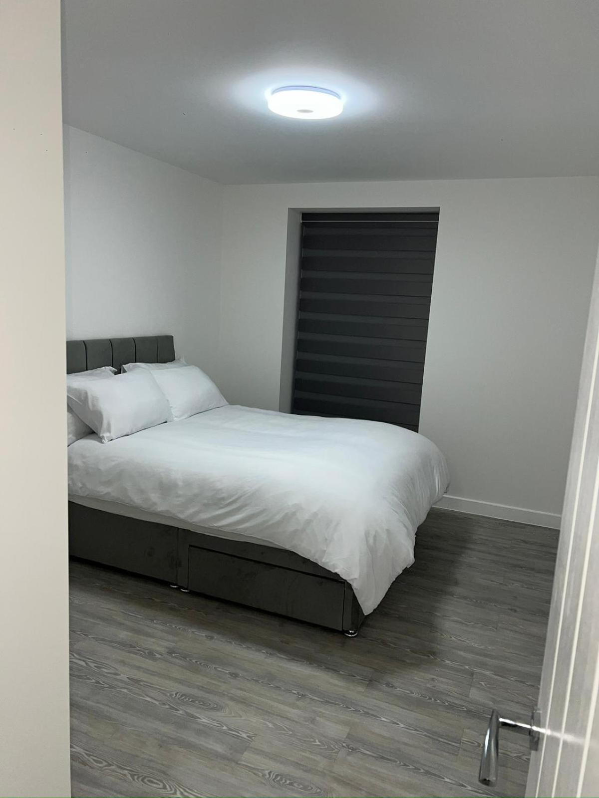 Serenity Waterfront 2 Bed Apartment Northfleet Exterior foto